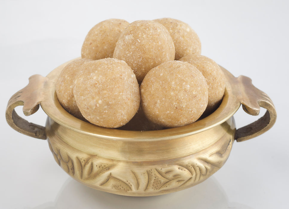 Godhi (Wheat) Unde | A Jaggery-based Healthy Dessert | Adukale